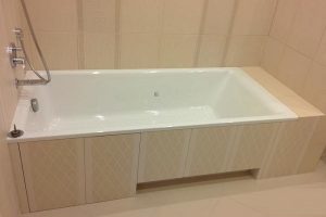 Установка акриловой ванны в Калуге